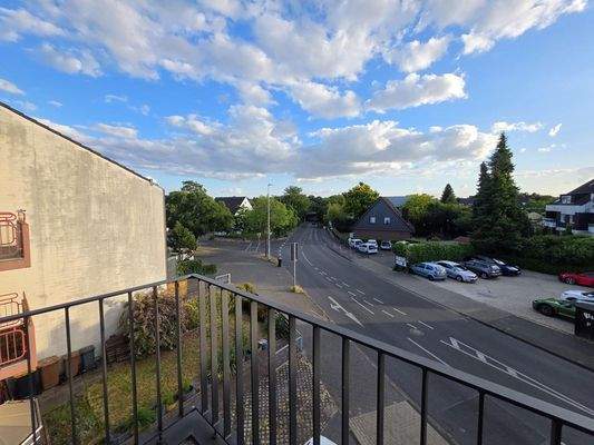 Balkon Straßenseite