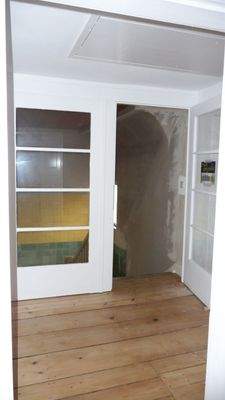 2 2012_DG_Flur-Eingangstür.JPG