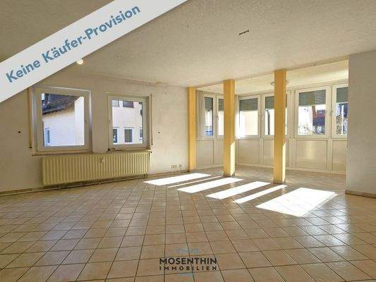 Wohnzimmer mit Wintergarten