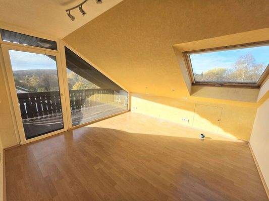 Zimmer mit Loggia DG