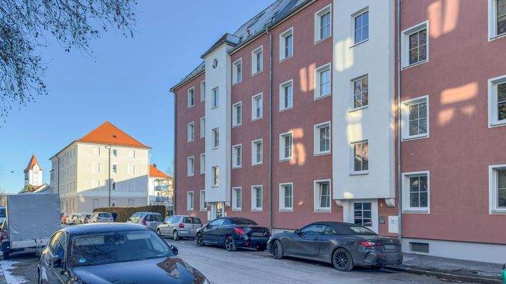 Nordwestansicht - Hauseingang