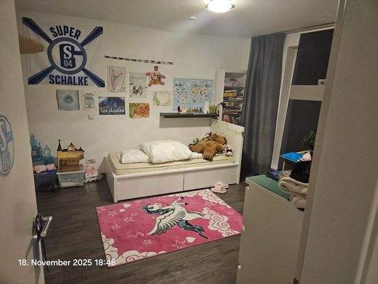 Kinderzimmer (2).jpg