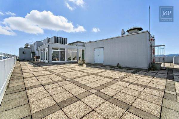 Nutzbare Dachterrasse