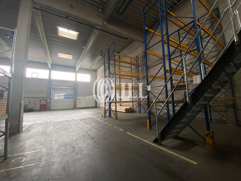 Fürth Halle, Fürth Hallenfläche