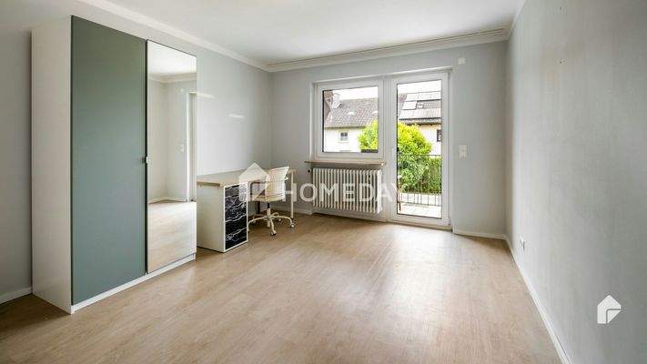 1. OG Schlafzimmer 1 1