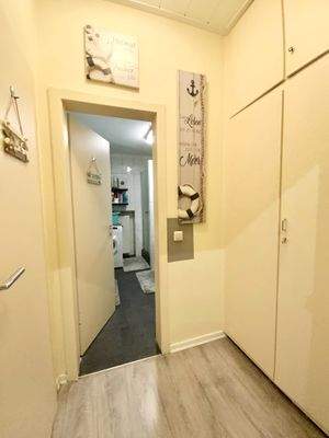 Blick zum Badezimmer