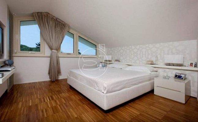 Luxuriöse Neubau Villa | Massarosa