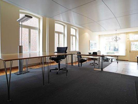 Großraumbüro-Eingangsbereich