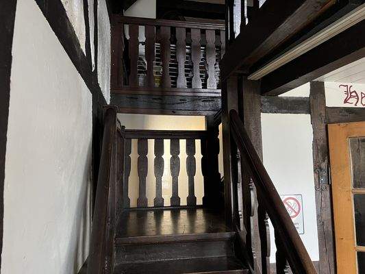Treppenhaus zu den Wohnungen