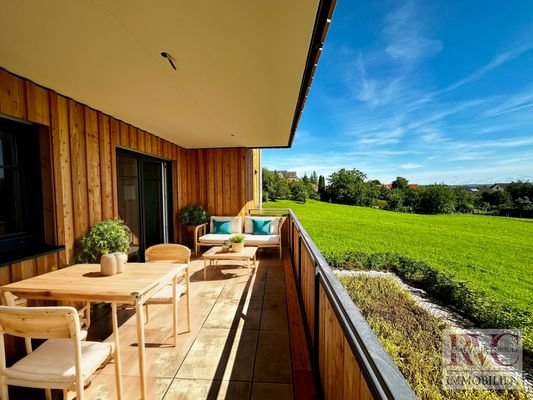 Terrasse Fridolfing RVC Immobilien Gruppe Sven Hanisch