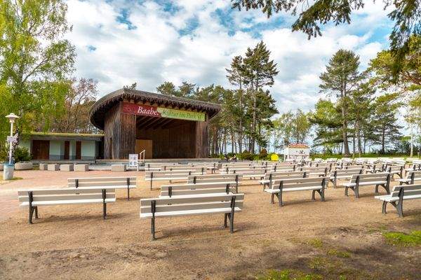 Die schöne Kurbühne