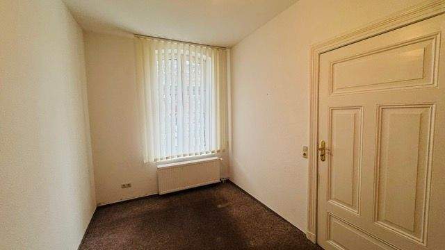 Zimmer Wohnung EG.jpeg