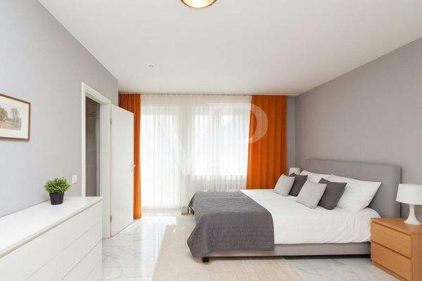 OG-Wohnbeispiel-1a KI virtual staging 2