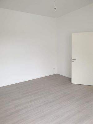 a5e91878-7fc0-42e8-80b5-aed54f3d1566