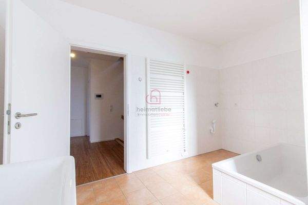 Bad mit Handtuchheizung