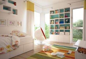 Helles Kinderzimmer mit Stauraum