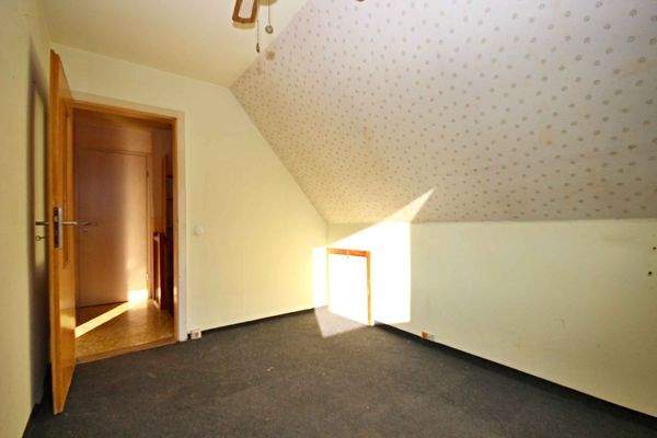 Kinderzimmer links OG