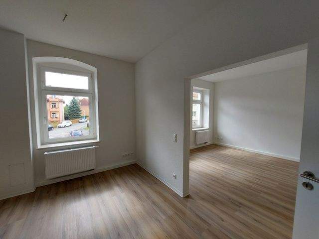 Renovierte 4 Raum Wohnung mit modernisierten Bad ab sofort zu vermieten - Foto 2