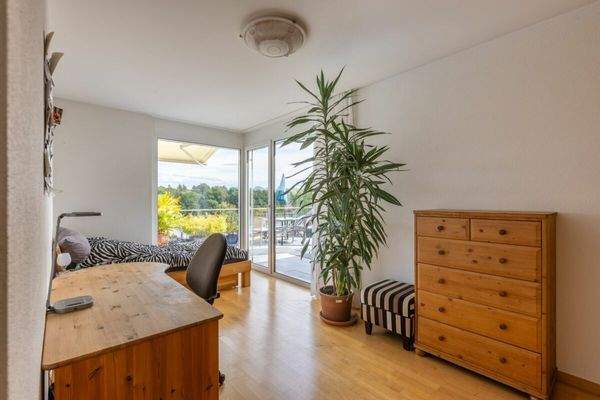 Zimmer mit Rheinsicht und Terrassenzugang