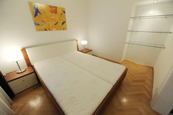 Schlafzimmer / bedroom