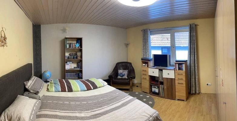 Zimmer im OG