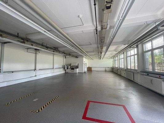 Halle/Produktion Roggenbachweg