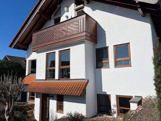 Ansicht Ostseite mit Eingang "ELW"/Büro/ Praxis