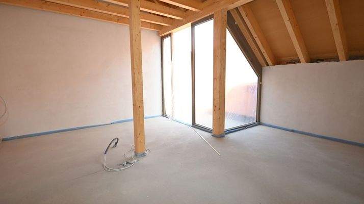 Küche mit Ausgang Dachterrasse