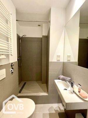 Bad mit Dusche