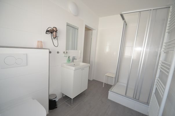 WE 3 modernes Duschbad