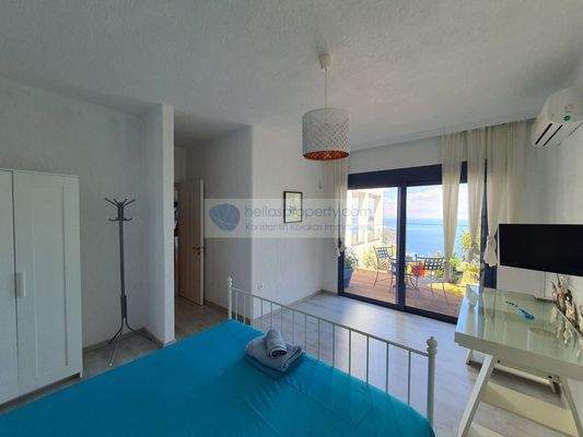 da95c3f4f2cc4874b25c42f7fb6ff1b8