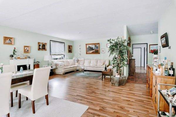 Wohn- und Essbereich EG