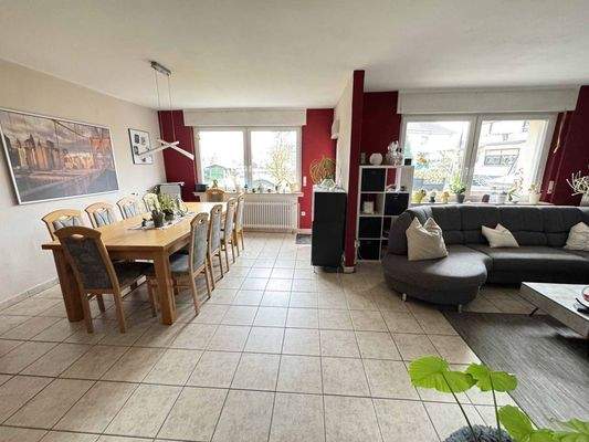 EG rechts Wohn- und Esszimmer