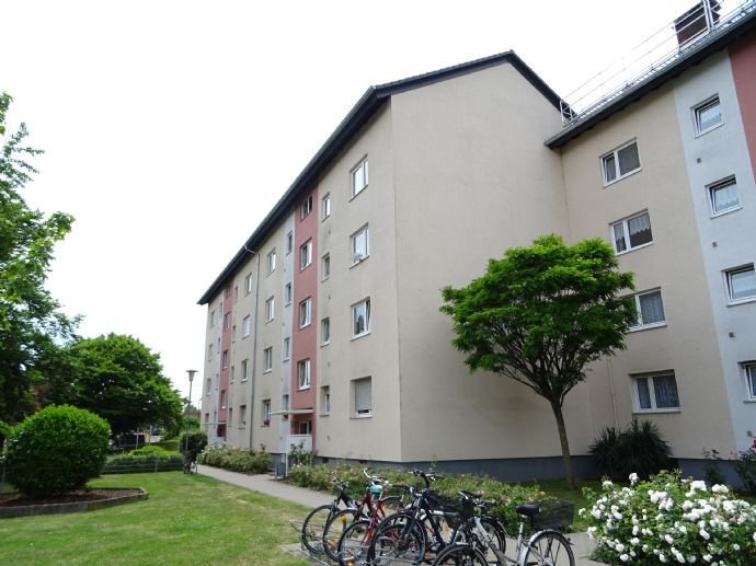 Dörnigheim: hübsche 2 Zimmer Eigentumswohnung mit Balkon im Erdgeschoss, vermietet