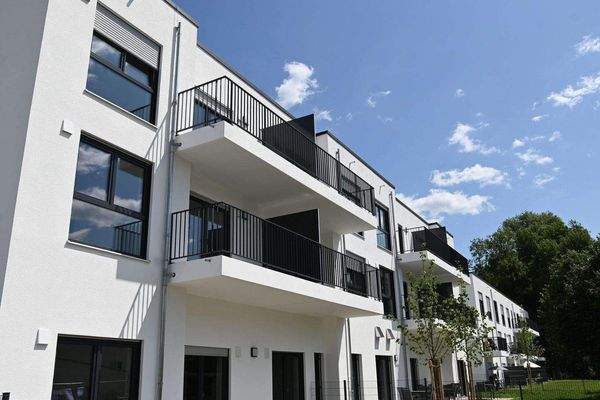 Garten und Stellplätze