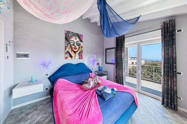 Zimmer 1 im zweiten Stock