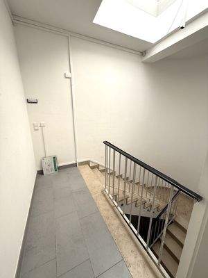 Treppenhaus/Wohnungseingang