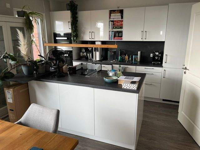 Südstadt - schicke 3-Zimmerwohnung in Neubau mit Aufzug, Balkon, Tiefgarage uvm. zu vermieten - Photo 4