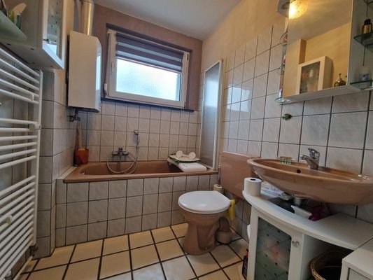 2.OG links - Badezimmer