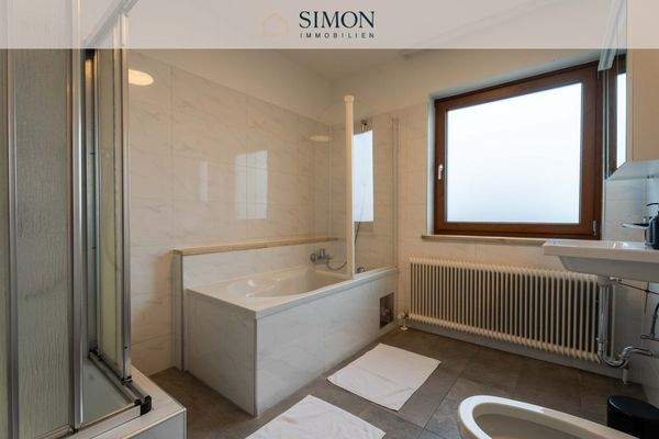 1. Obergeschoß - Badezimmer