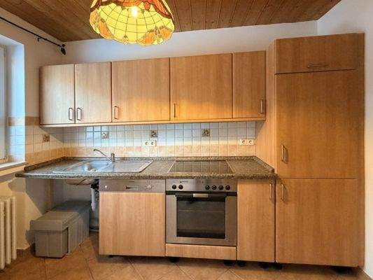 Küche mit Elektrogeräten (Obergeschoss)