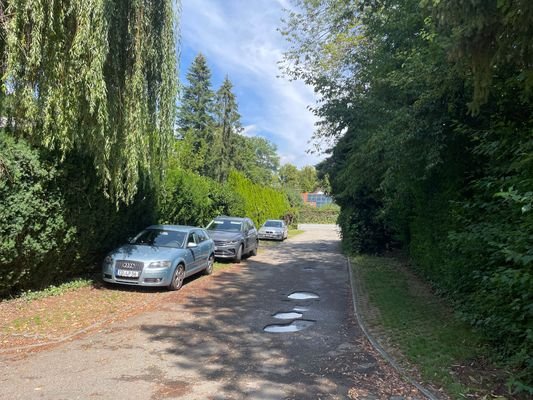 Blick Zufahrt - Privatstrasse