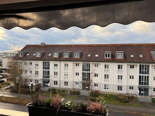 Ausblick Balkon Straßenseite