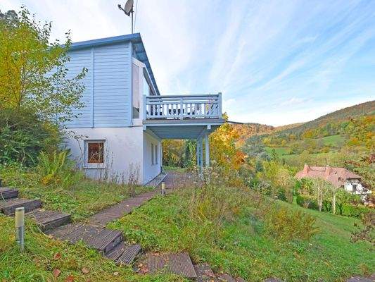 ... große überdachte Terrasse...