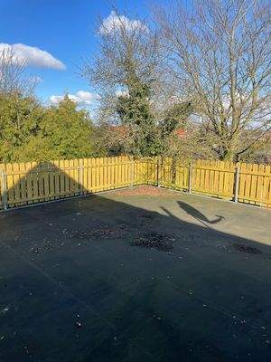 Dachterrasse mit Gartenblick