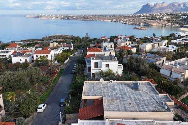 Kreta, Kalathas: Freistehendes Haus zum Verkauf in Kalathas, nur wenige Gehminuten vom Meer entfernt