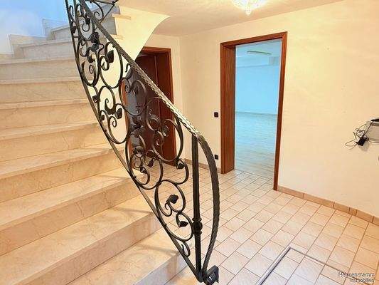 Treppe zum Souterrain