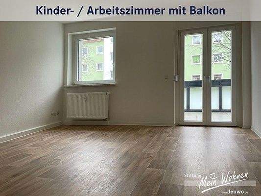 Kinder- / Arbeitszimmer mit Balkon