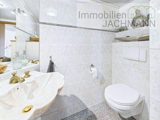 Hauptwohnung Gäste-WC im EG