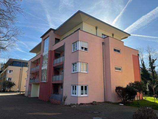 Nordwestliche Gebäudeasicht